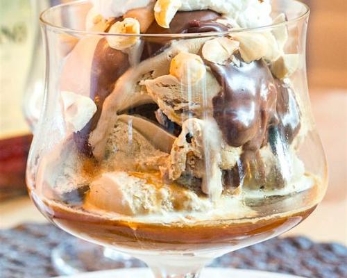 Hazelnut Affogato img